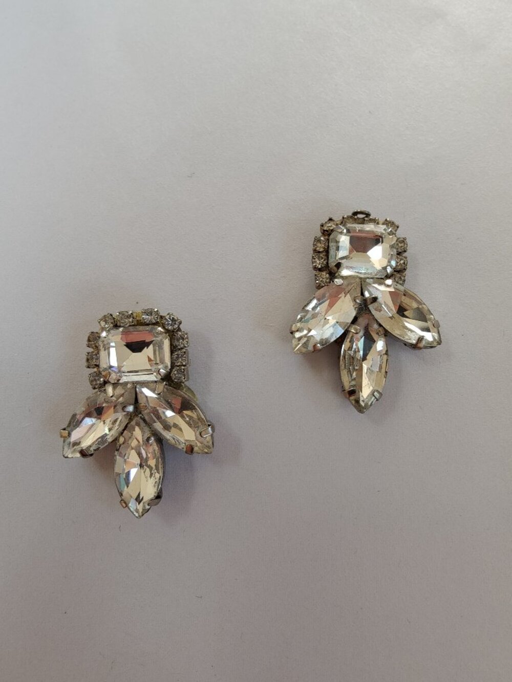 Vintage look earrings
